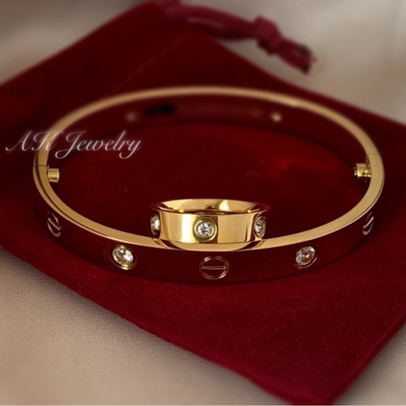 💎18k 2 PC Luxury Ring & Bangle Screw diamond design, Cuff, Bracelet - Picture 2 of 6